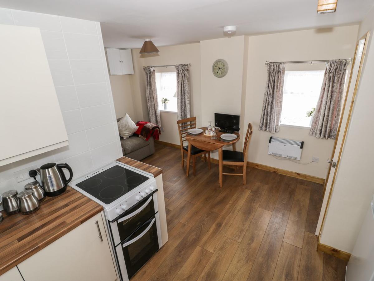 Butchers Arms Cottage Nercwys ภายนอก รูปภาพ